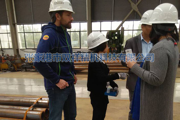 設備在客戶處生產(chǎn)出的產(chǎn)品等待國外客戶驗收